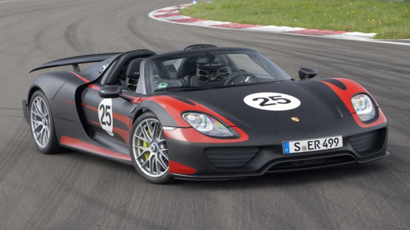 Porsche 918 Spyder plug-in hybrid