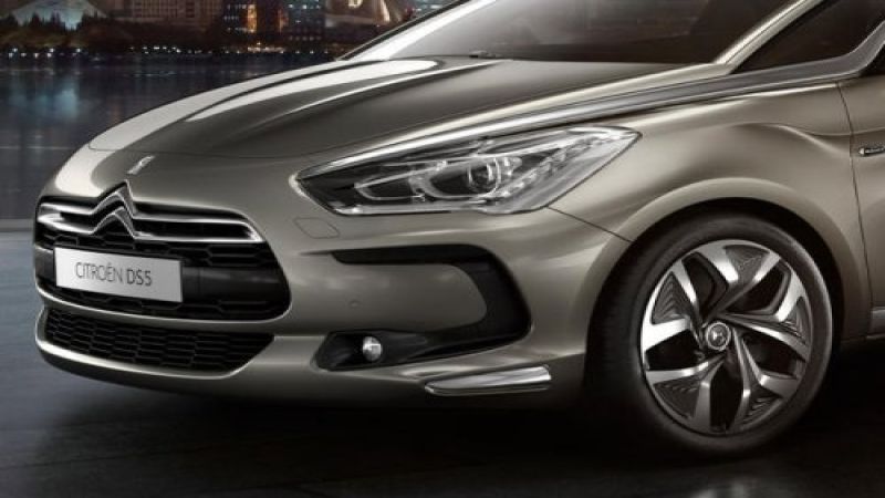 The Citroen DS5 hybrid