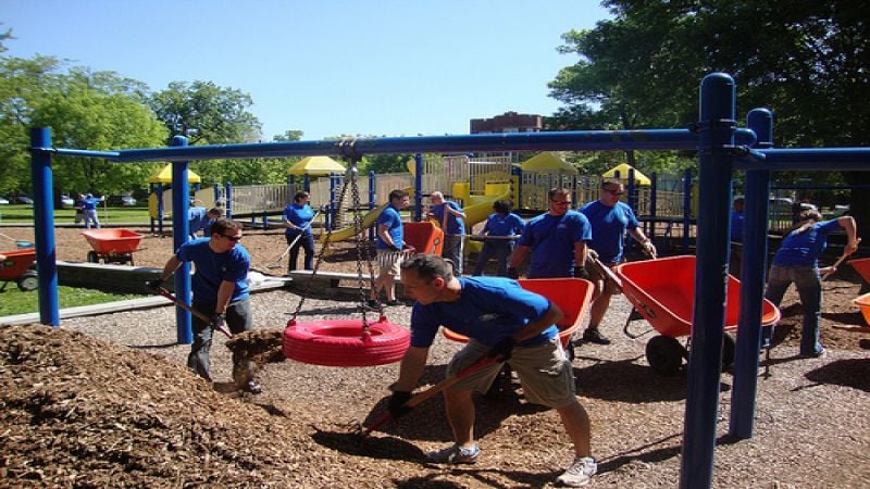 Ford Volunteers in Chicago