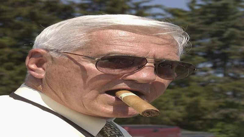 Lutz and a fat stogie