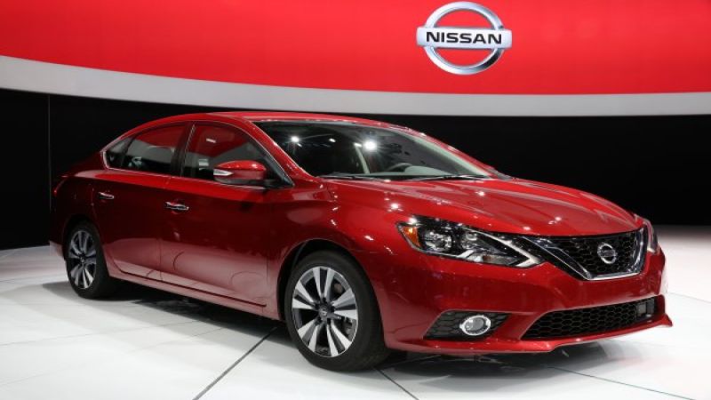 2016 Nissan Sentra at LA Auto Show