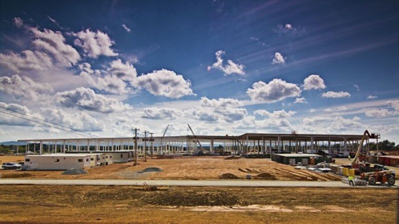 Nissan Mercedes Benze 4 cylinder engine plant