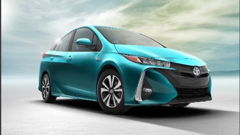 2017 Toyota Prius Prime is the new Plug-In: 22 mile EV range, 120 MPGe