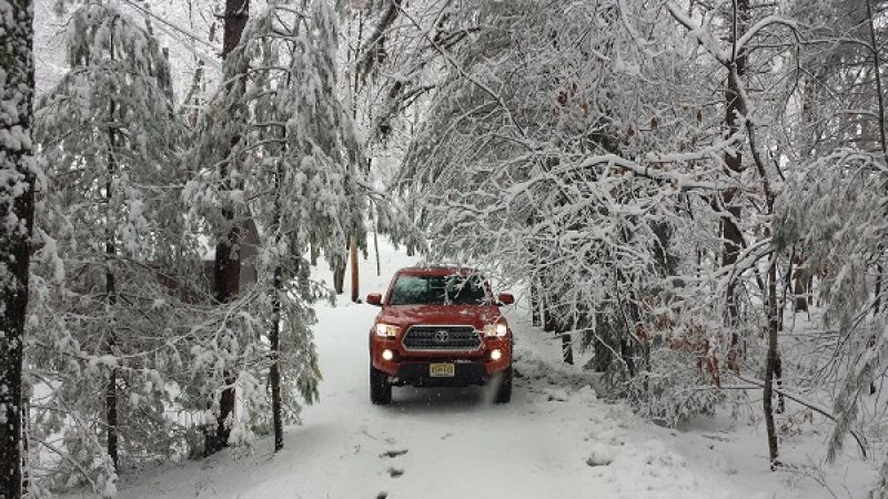 Winter Snow Storm Test - 2016 Toyota Tacoma TRD Off-Road