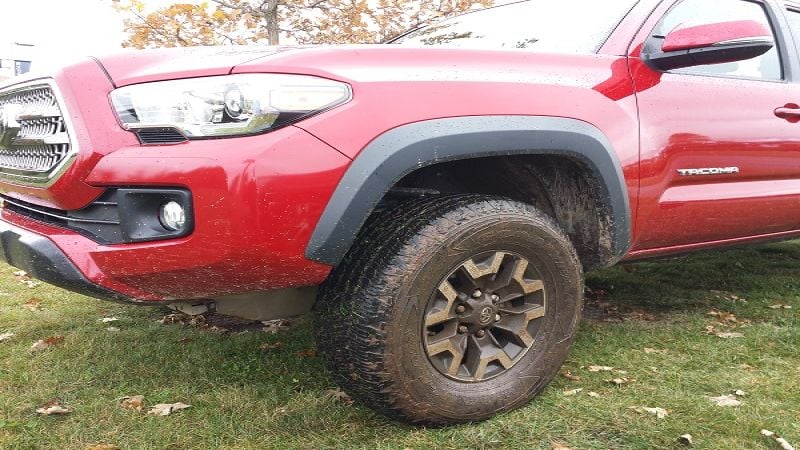 2016 Toyota Tacoma Beats Chevy Colorado Duramax Diesel