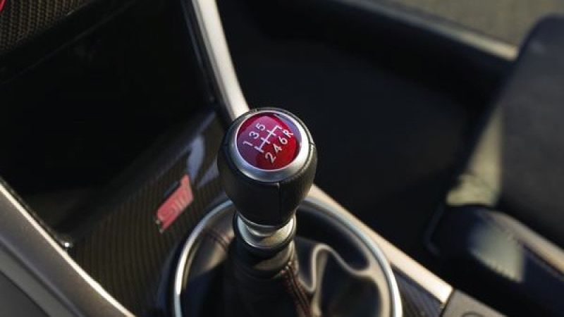 Why doesn’t Subaru offer an automatic in the 2015 WRX STI?