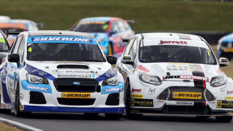 2016 Subaru Levorg, Honda Civic Type-R, BTCC