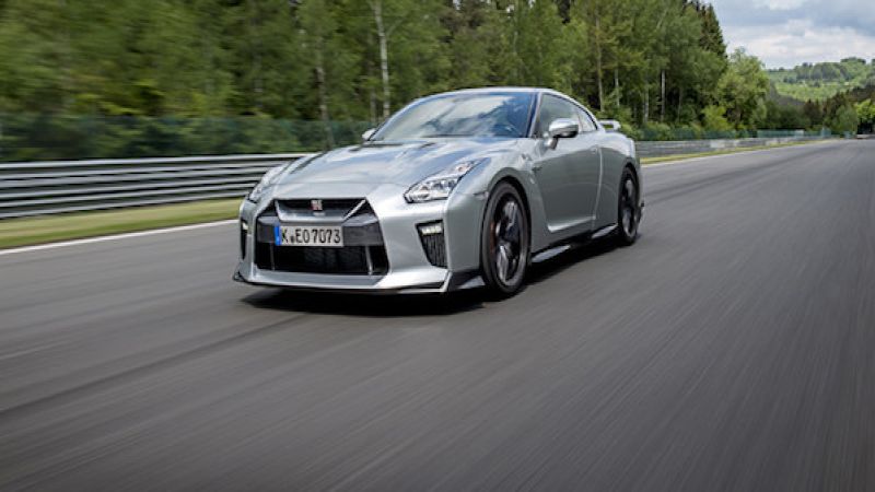 2017 Nissan GT-R, Brembo