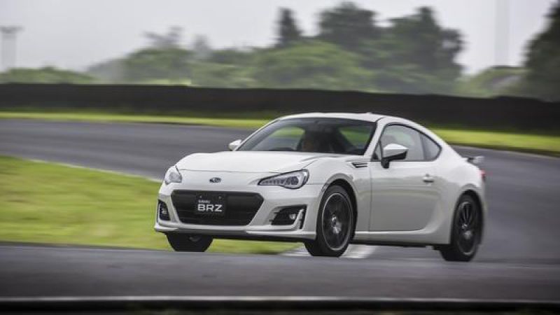 2017 Toyota 86, 2017 Subaru BRZ 