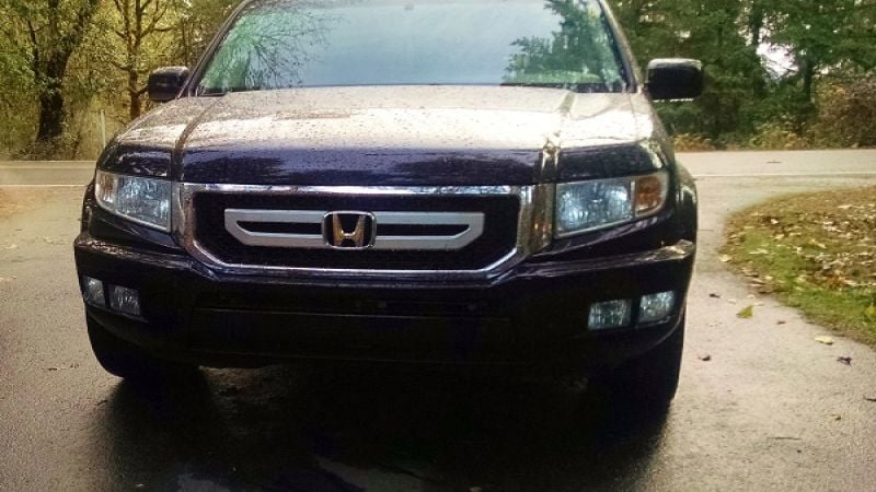 2009_Honda_Ridgeline_Grill