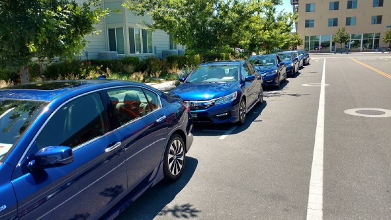 2017_Honda_Accord_Hybrid_McCants_2016