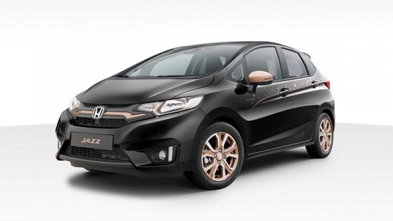 2017_Honda_Jazz_Spotlight_Edition
