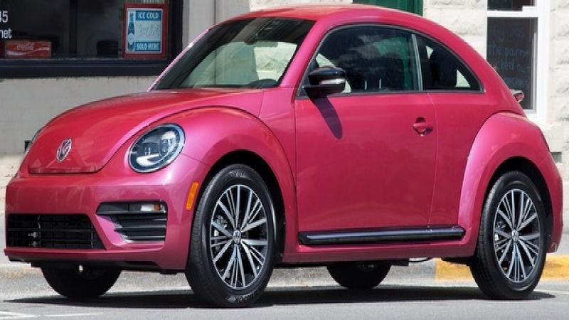 Auction Winner Gets Her #PinkBeetle