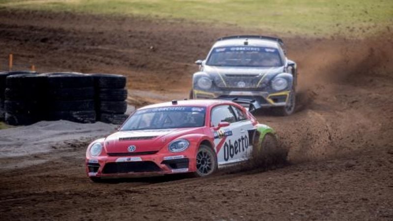 The Volkswagen Andretti team take a turn on their way to a one-two GRC race victory in Memphis.