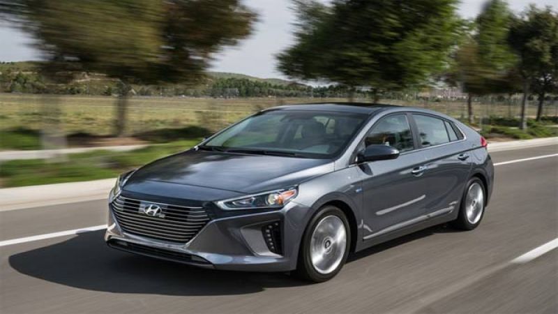 2017 Hyundai Ioniq Hybrid.
