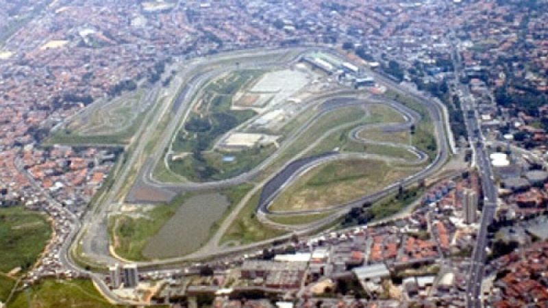 Interlagos_2006_aerial.jpg by Marlon Hammes. Photo courtesy of Wikimedia Commons