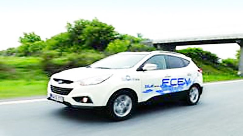The 2012 Hyundai ix35 Fuel Cell. Image courtesy of PRWeb. 