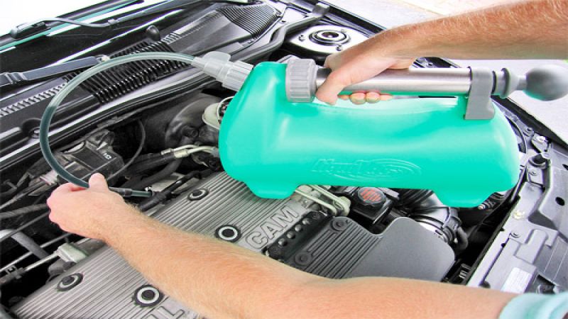 The LiquiVac for large engines. Photo courtesy of Airpower America