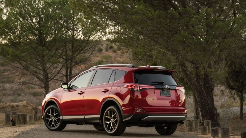 2016 Toyota RAV4 SE