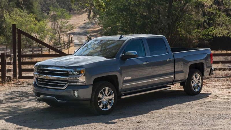 2017 Chevrolet Silverado three-quarter view