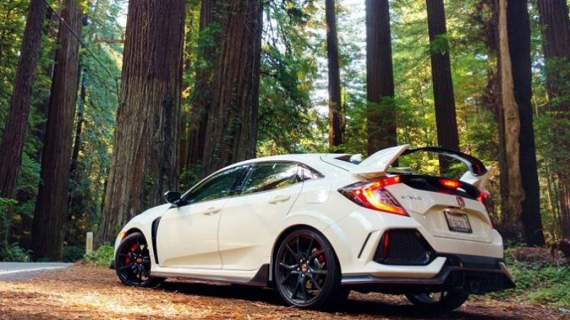2017_Honda_Civic_Type_R_McCants