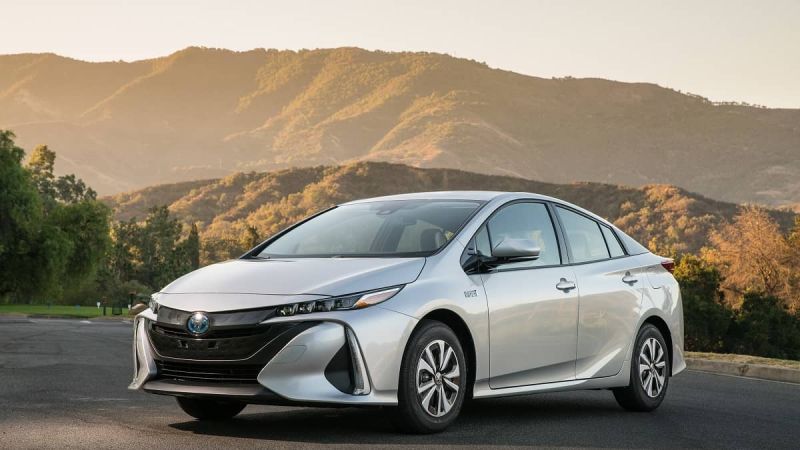 2017 Toyota Prius Prime Premium Silver Color