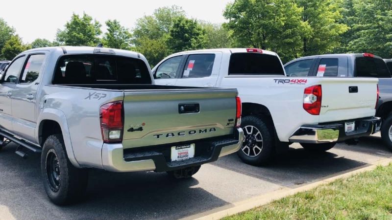 2019 Toyota Tacoma vs 2019 Toyota Tundra Towing