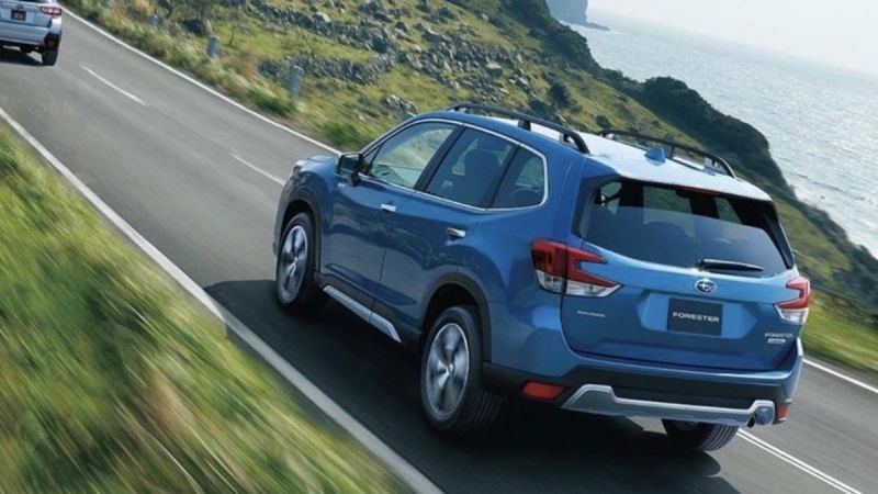 2020 Subaru Outback, 2020 Subaru Forester