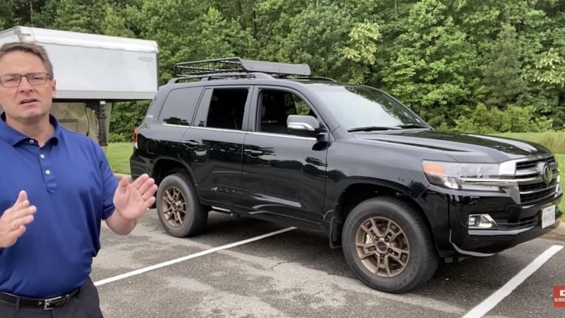 2020 Toyota Land Cruiser Heritage Edition Midnight Black profile view