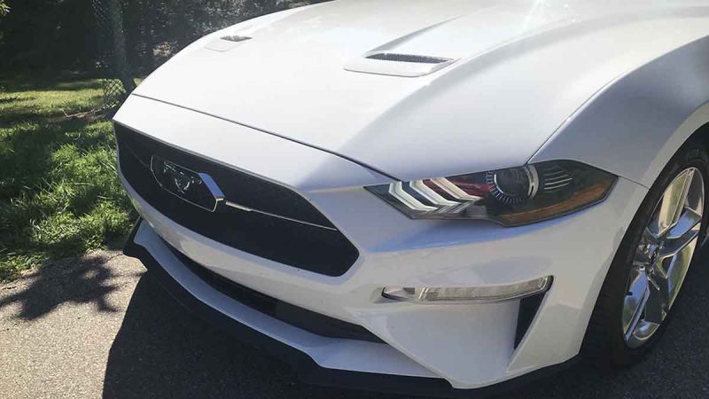 2020 Ford Mustang front fascia