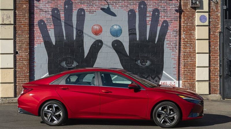 2021 Hyundai Elantra car of the year finalist