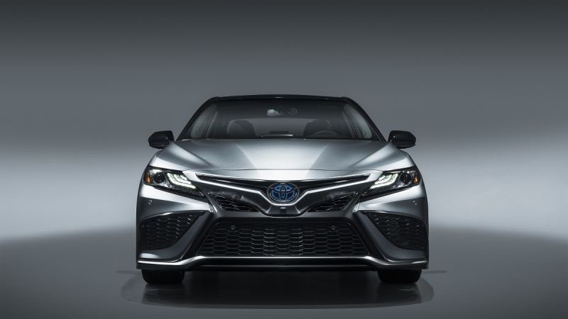2021 Toyota Camry XSE Hybrid front end front grille