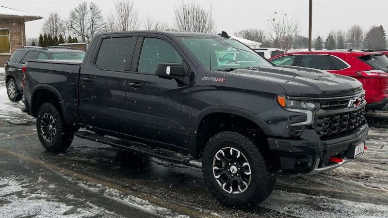 Tanner's 2022 Chevy Silverado ZR2