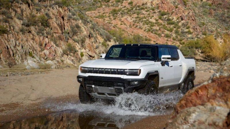 2022 GMC HUMMER EV Gets Extract Mode