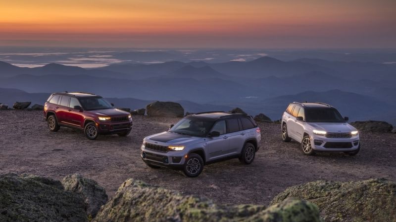 2022 Jeep Grand Cherokees Debut Including Electrified 4xe