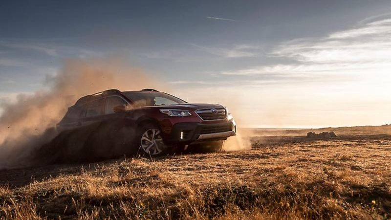 2022 Subaru Outback, 2022 Subaru Crosstrek