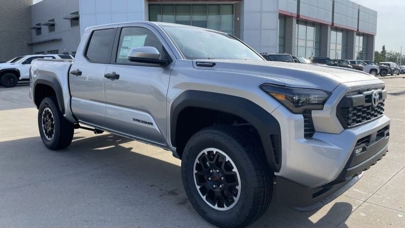 2024 Toyota Tacoma TRD Off Road
