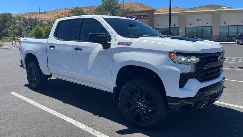 2025 Chevy Silverado LT Trail Boss
