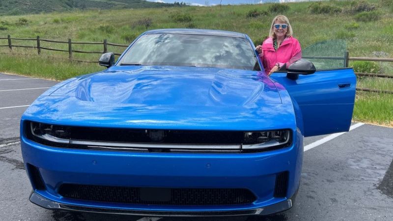 2025 Dodge Charger Daytona EV and Me
