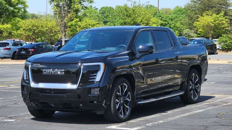 2025 GMC Sierra EV Denali Max Range Black Color, Review