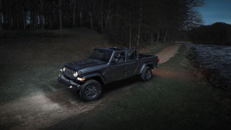 2025 Jeep Gladiator Dark Sky
