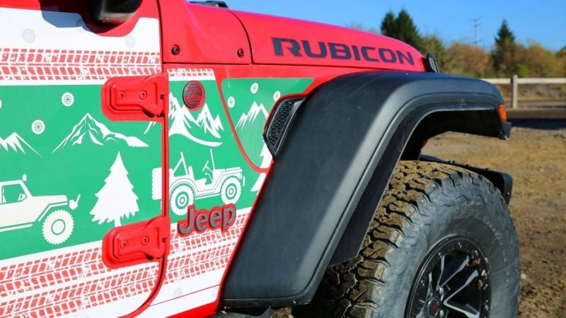 2025 Mopar Holiday Wrap for Jeeps