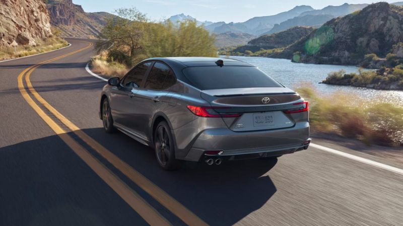 My 2025 Toyota Camry Has Been to the Shop Four Times Already, and They Still Don’t Know What’s Causing All These Dashboard Lights