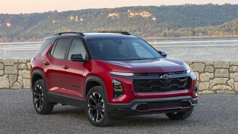 Images of 2025 Equinox RS courtesy of Chevrolet