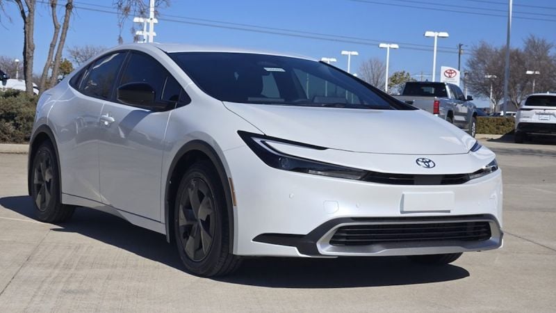 2026 Toyota Prius PHEV XSE Premium c