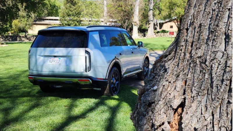 Kia Explains Why The V6 Is Gone for Good in the 2027 Telluride