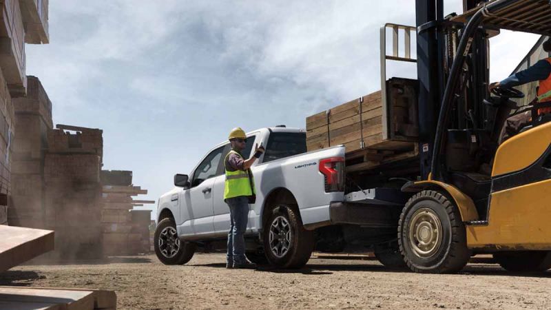 2022 Ford F-150 Lightning Pro