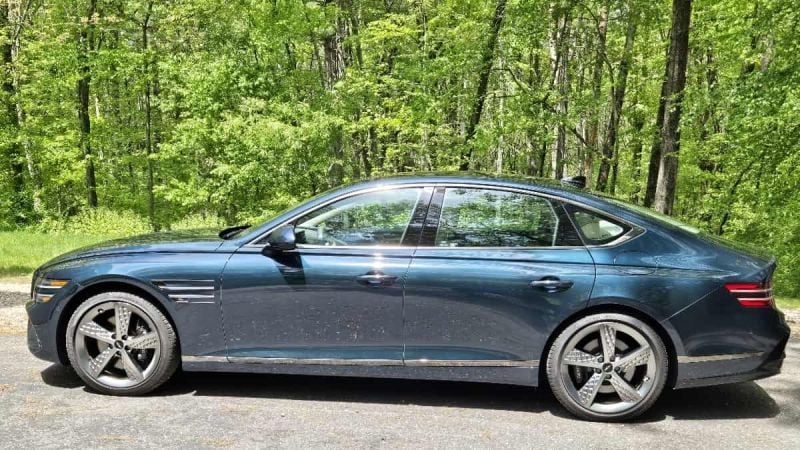 2025 Genesis G80 3.5T Sport Prestige AWD side view