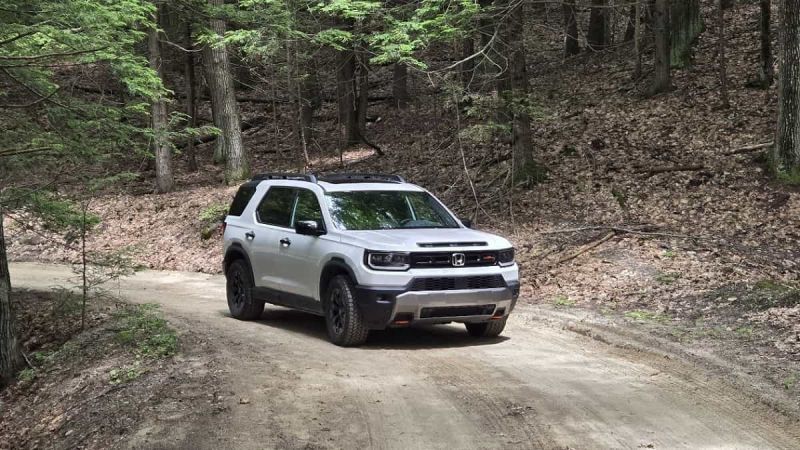 2026 Honda Passport TrailSport Elite on dirt roads is brilliant
