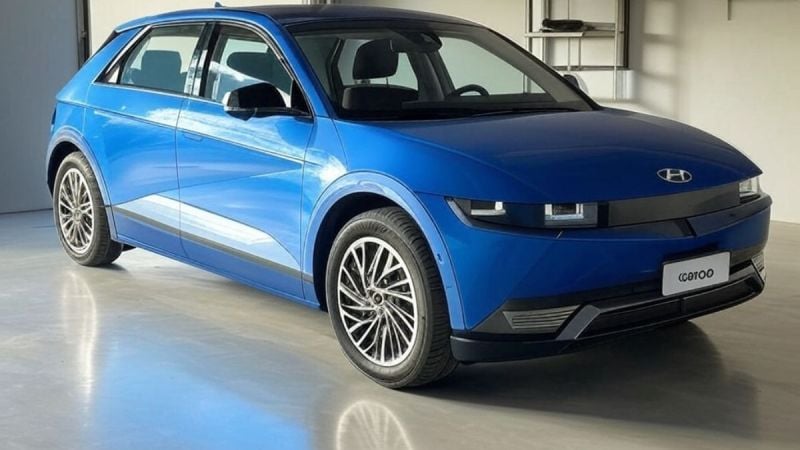 3,100 Miles In, I Parked My Hyundai Ioniq in My Garage for 10 Days With 78% Battery, Now It's Dead And The Dealer It Killed The 12V Battery